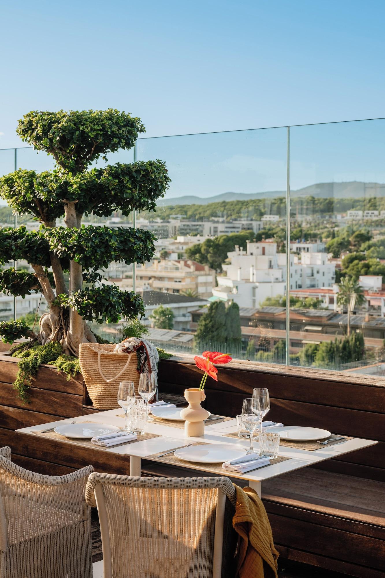 Restaurant MIM Sitges Member of Meliá Collection
