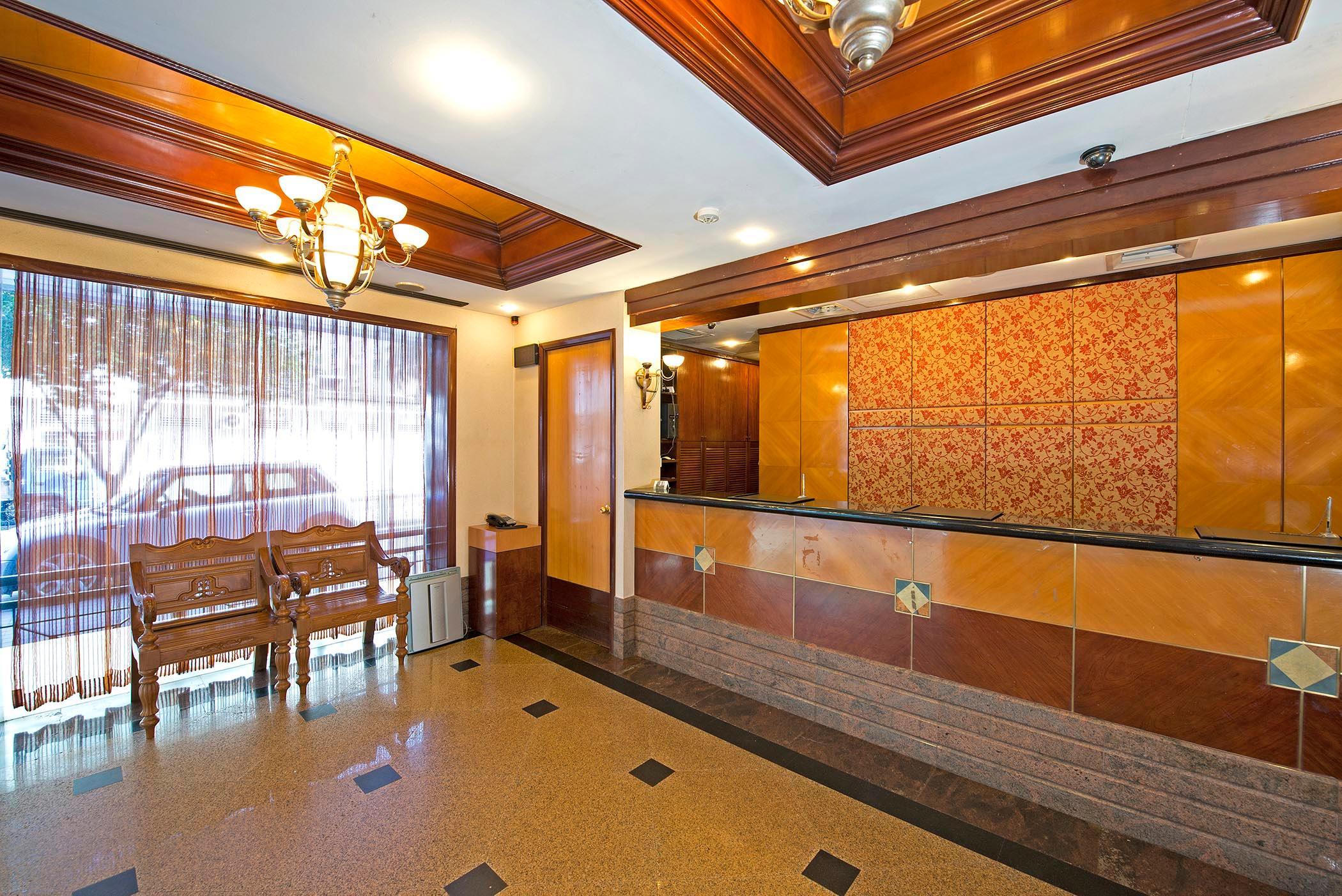 Vista Lobby Hotel 81 Premier Princess