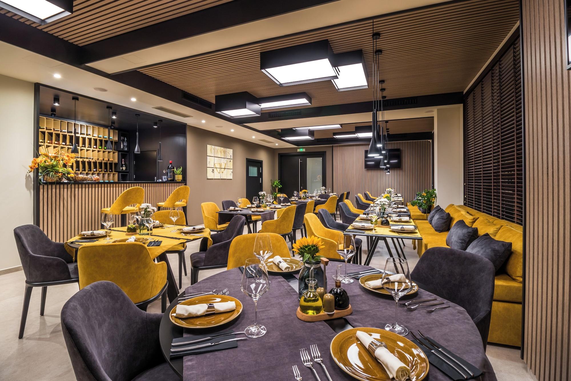 Restaurant EMAR - Hotel & SPA