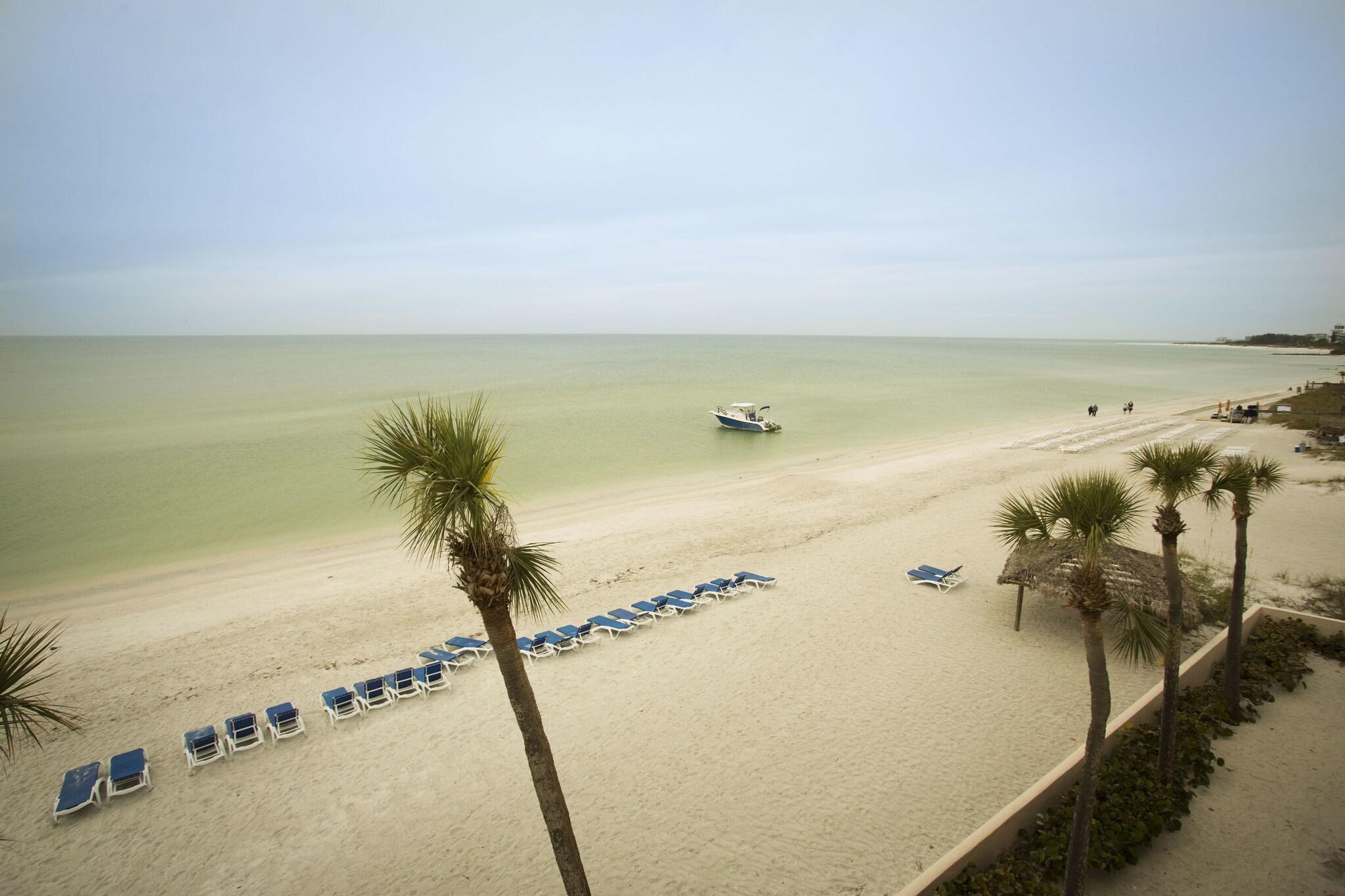Playa Sandcastle Resort at Lido Beach