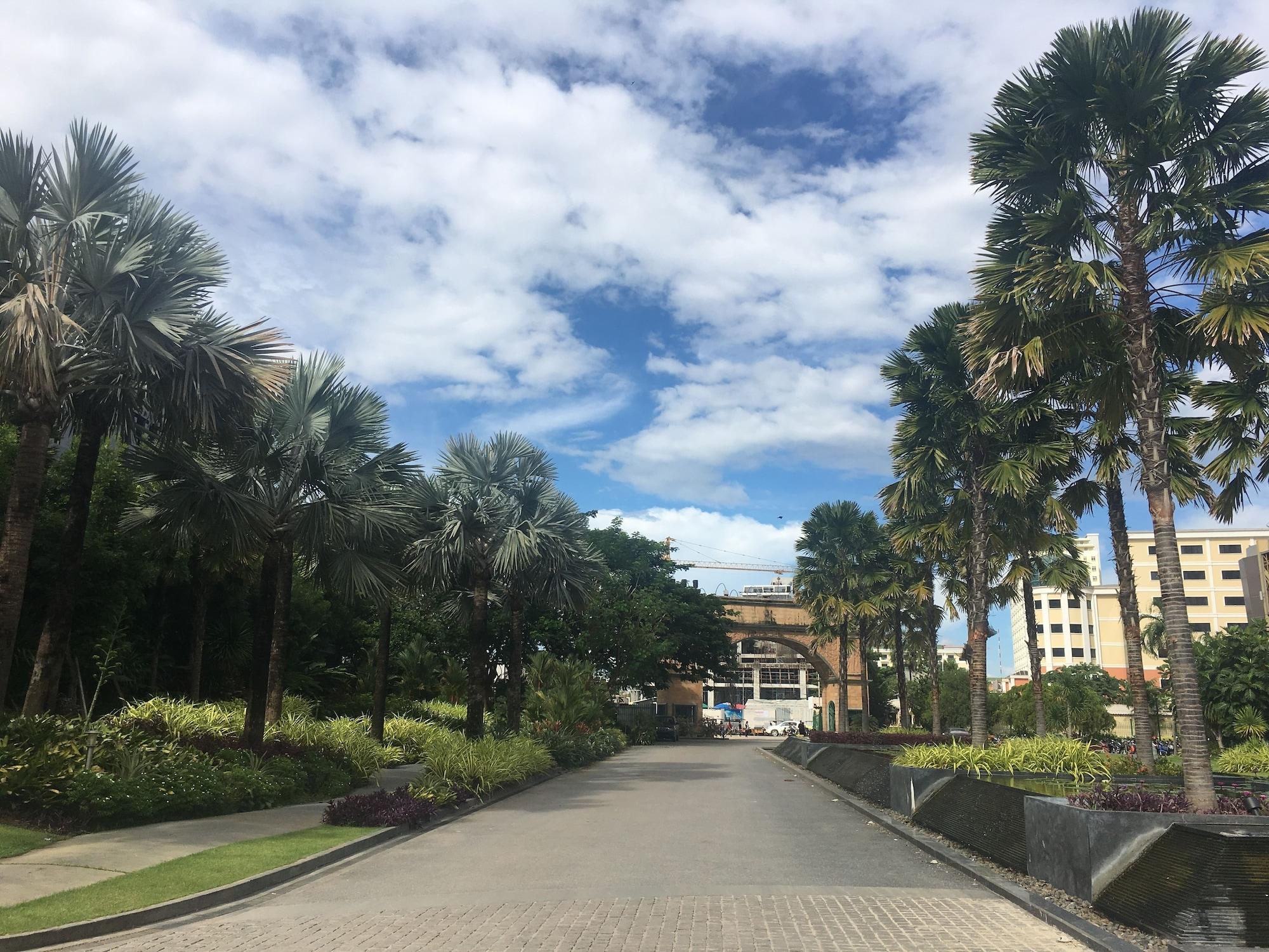 Vista Exterior Holiday Palace
