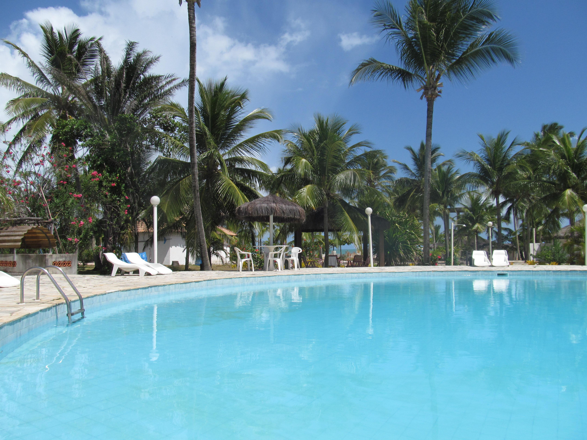 Vista Piscina Marina Porto Abrolhos