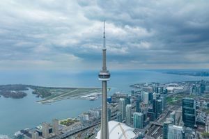 Alojamiento - The Harbour Toronto