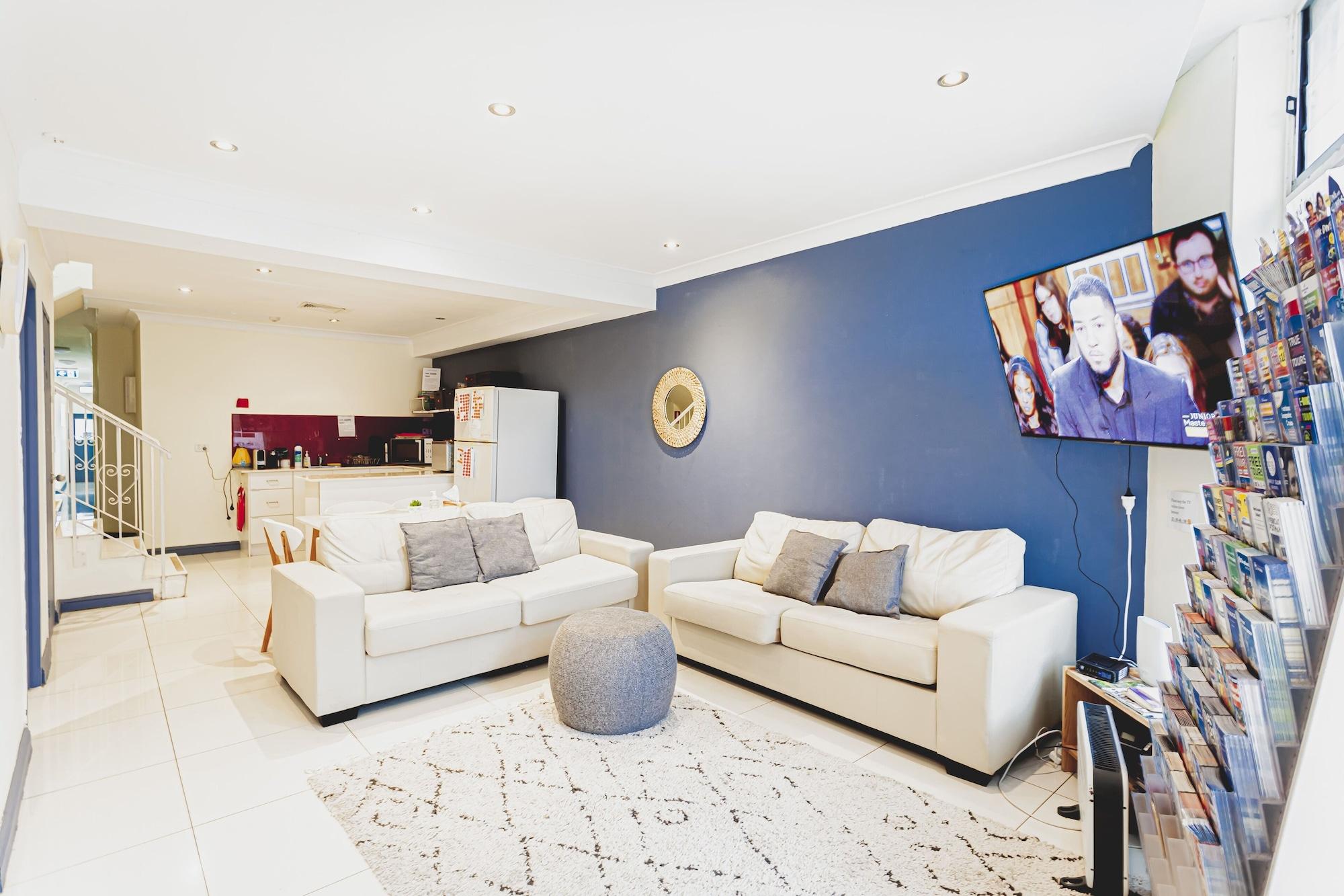 Varios Manly Beach House