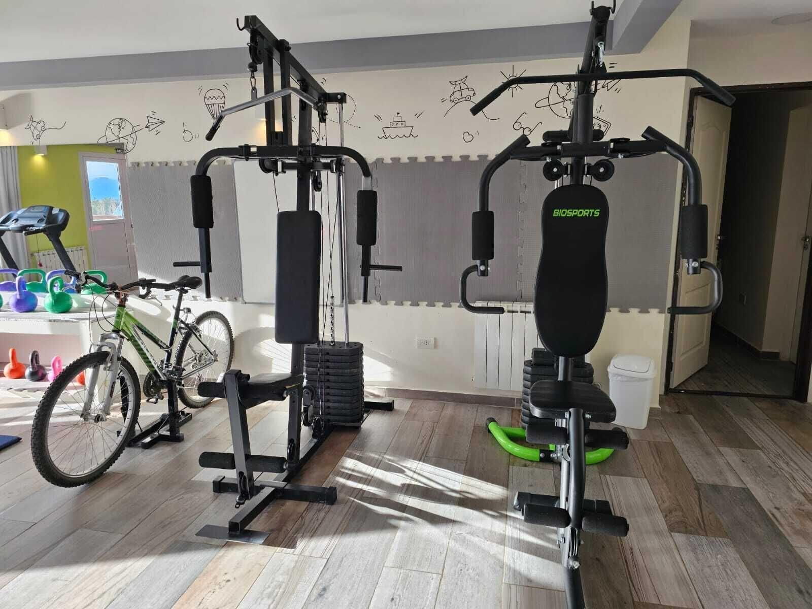 Gimnasio Hostel Titan
