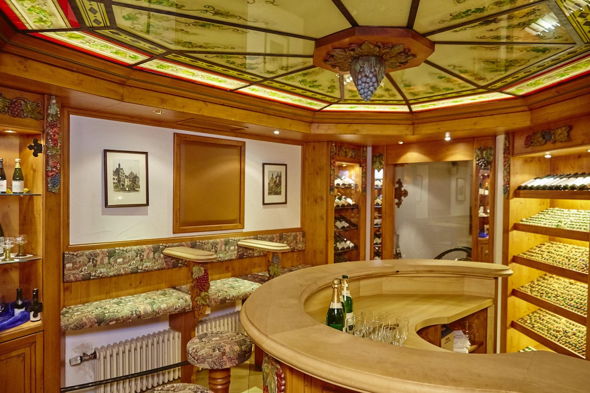 Bar/Salón Flair Hotel Weinstube Lochner
