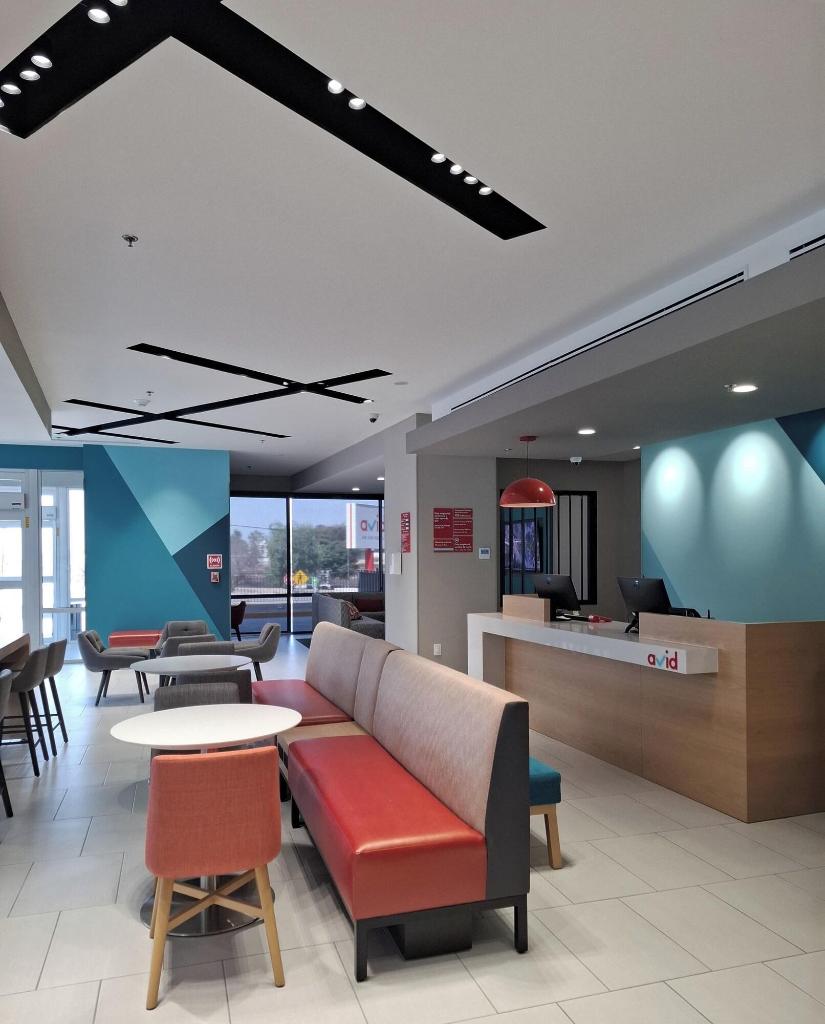 Vista Lobby Avid Hotel Queretaro Centro Sur By Ihg