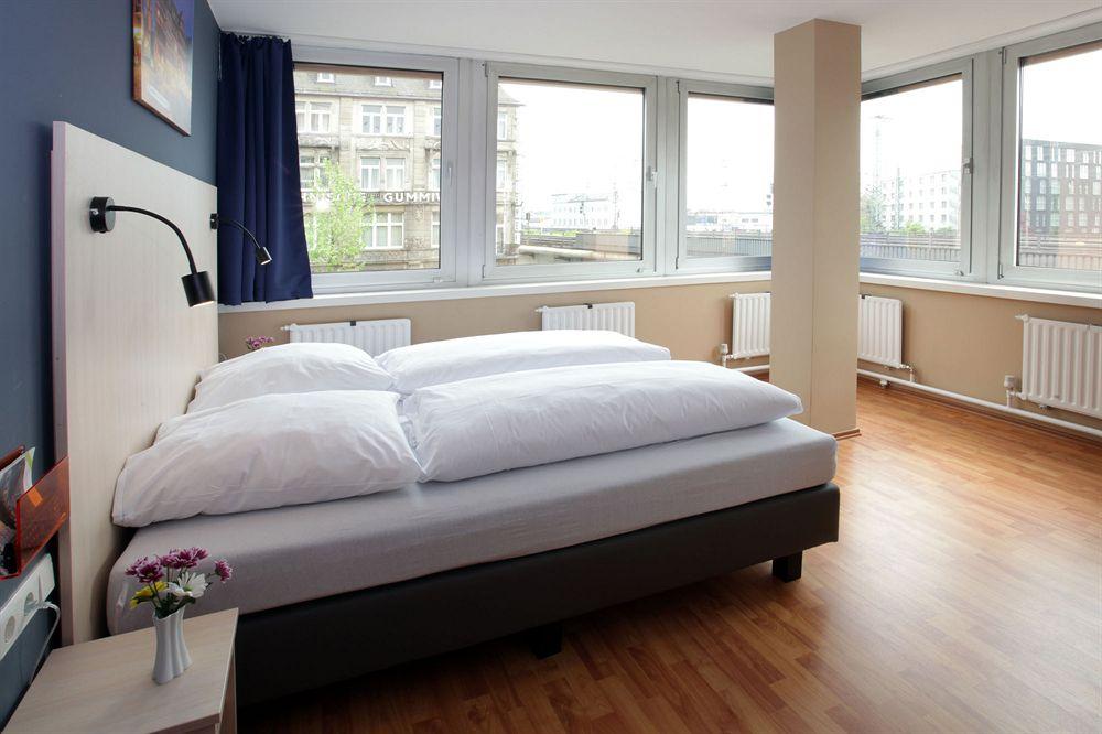 Hotel A&O Frankfurt Galluswarte - Hostel