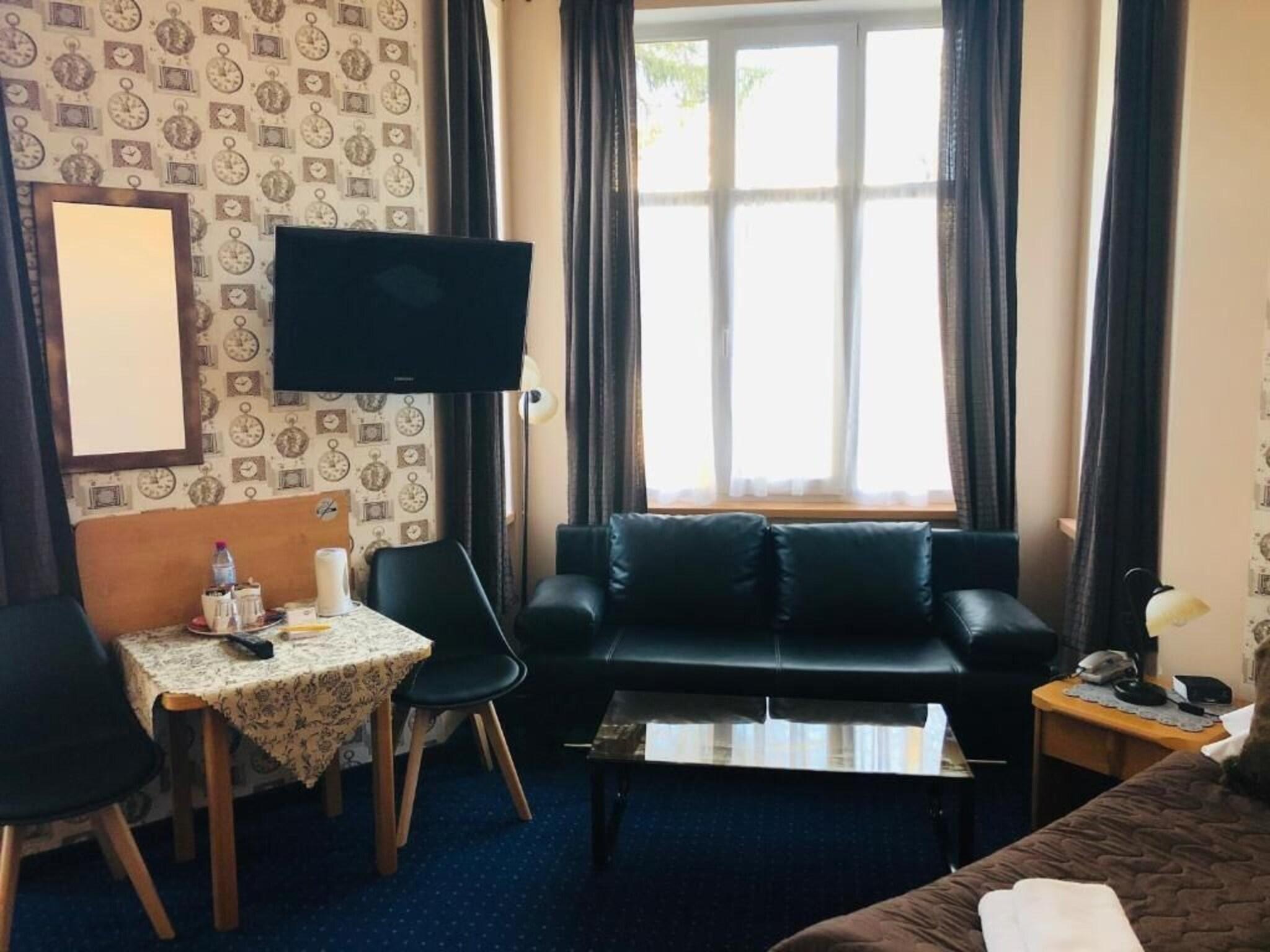 Vista Lobby Hotel Bella