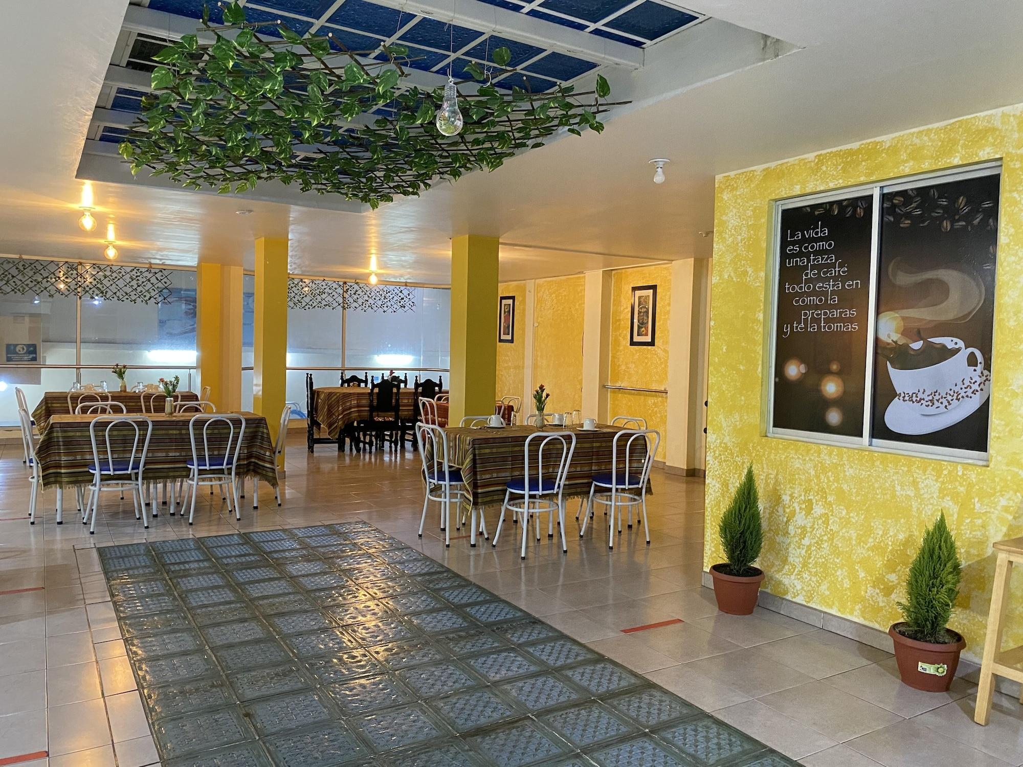 Restaurant Hostal y Complejo recreacional La Playita de Monse