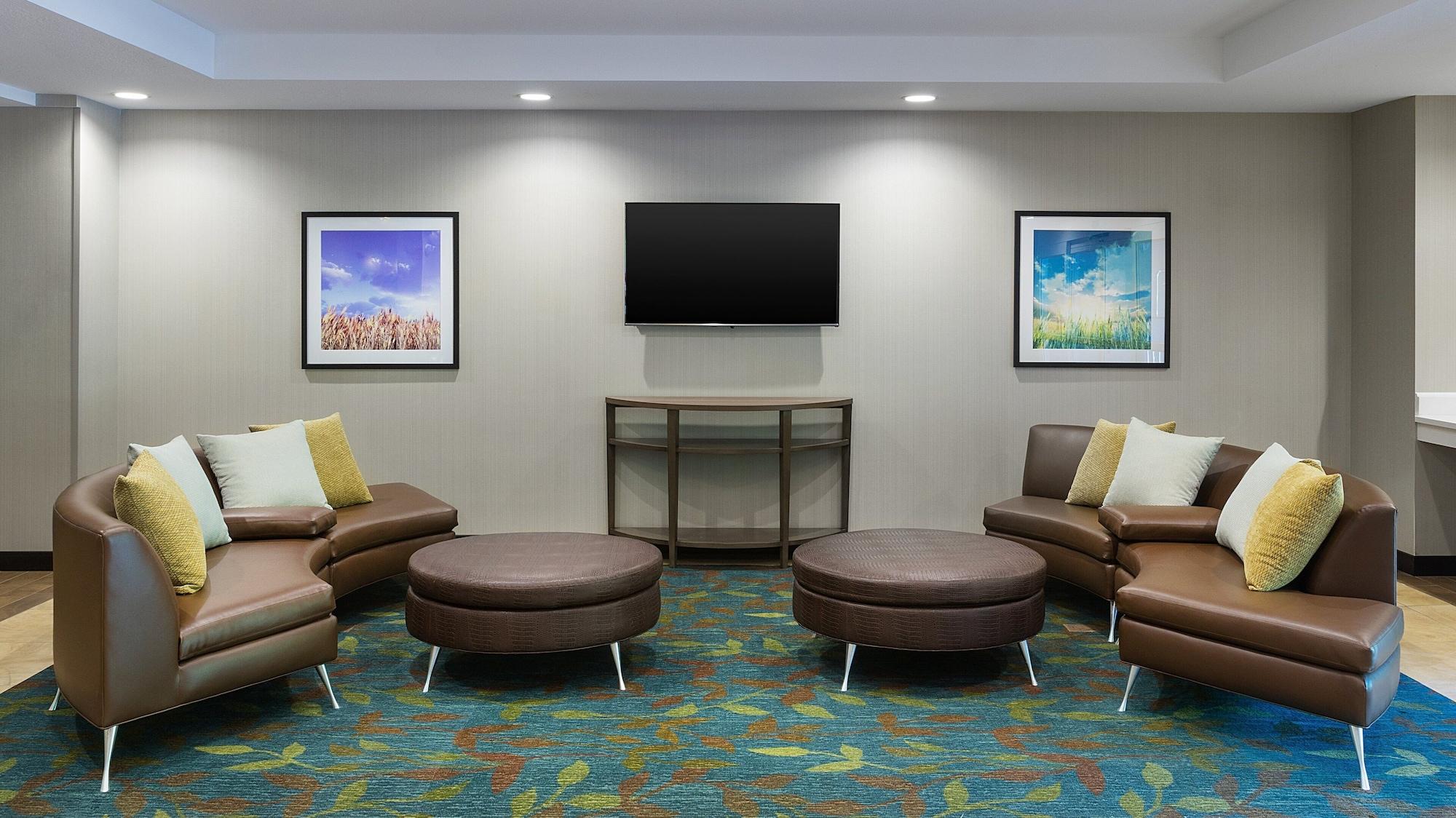 Vista Exterior Candlewood Suites Grove City - Outlet Center by IHG