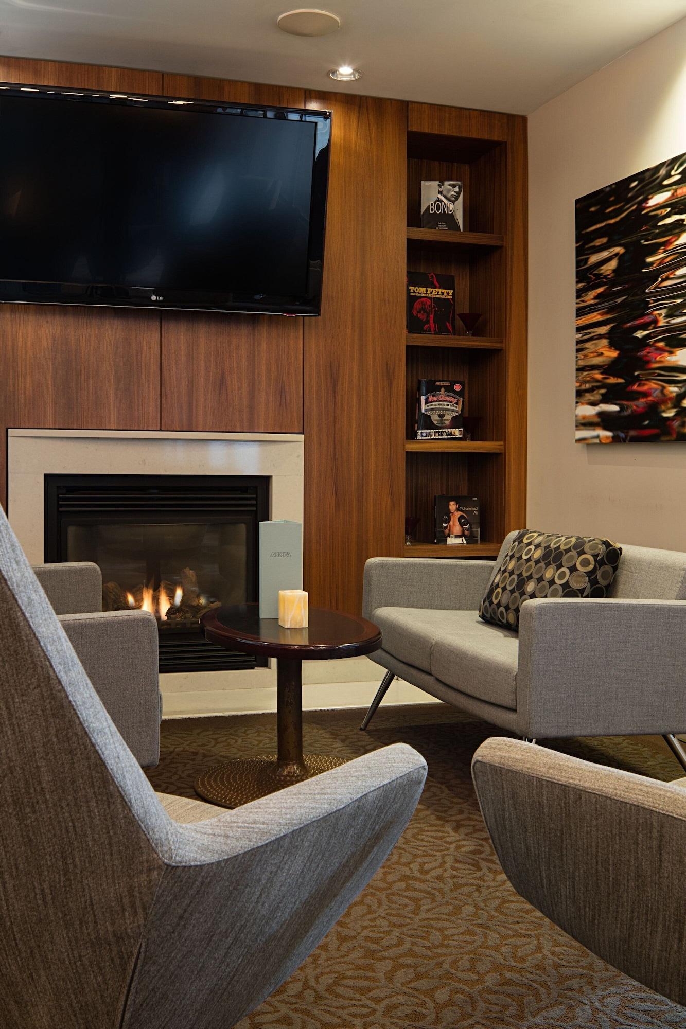 Bar/Salón Delta Hotels by Marriott Edmonton South Conference Centre