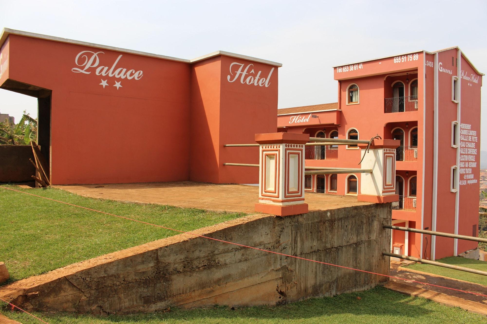 Varios Guins Palace