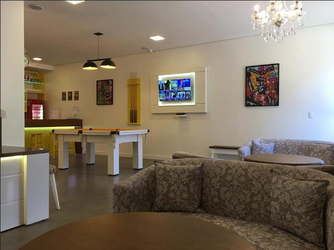 Bar/Salón Eleganz Hostel & Suites