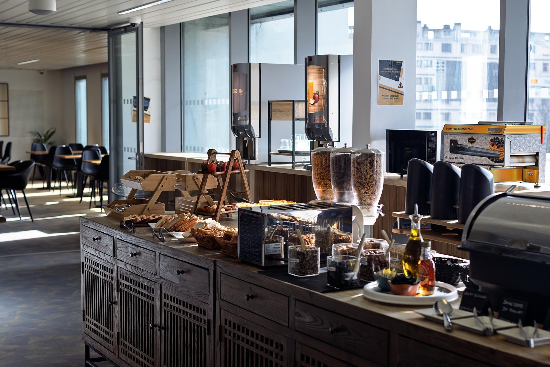 Restaurant Lodge In MIS