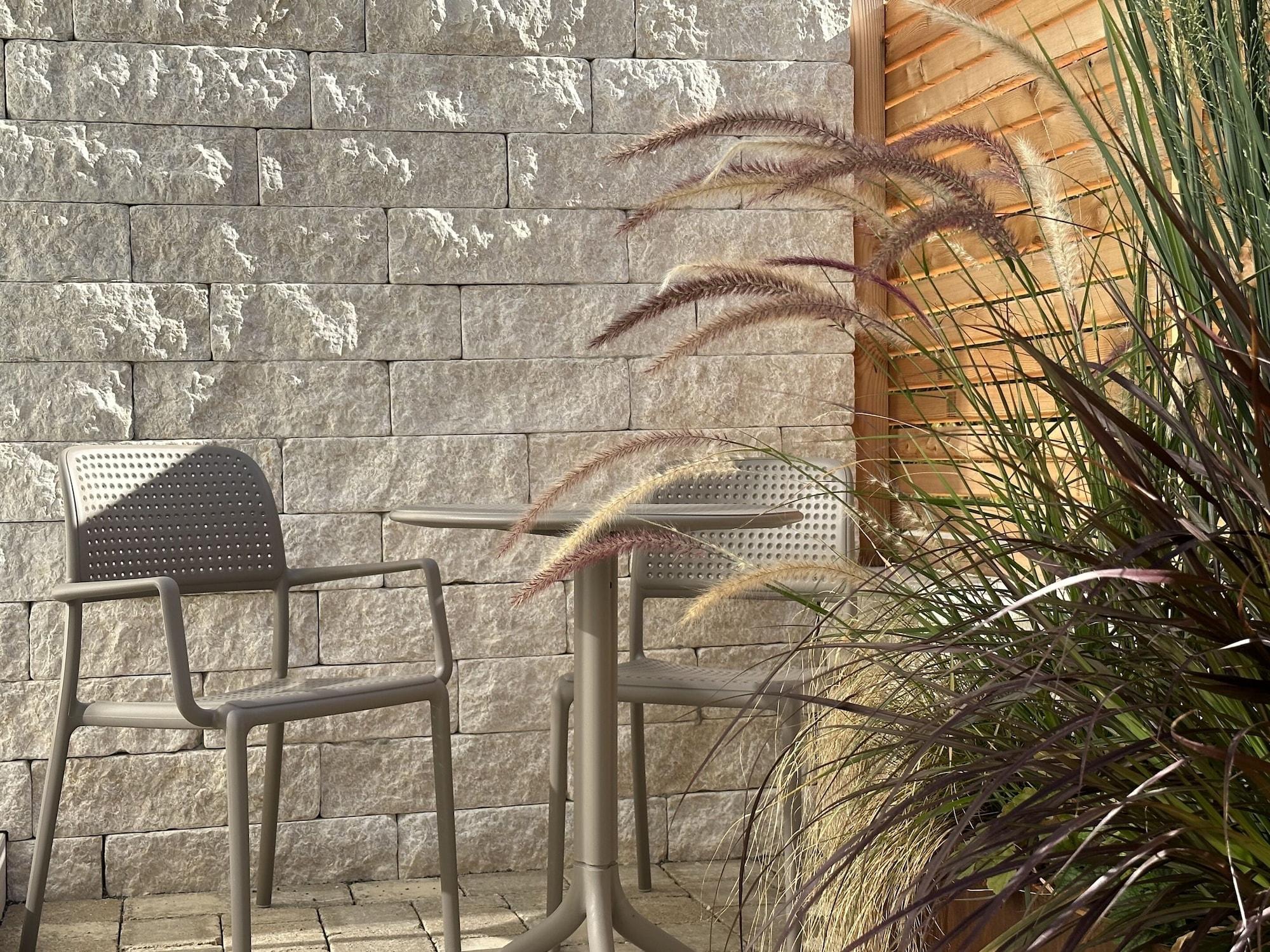 Varios FIDSCHIS Apartment + Hotel