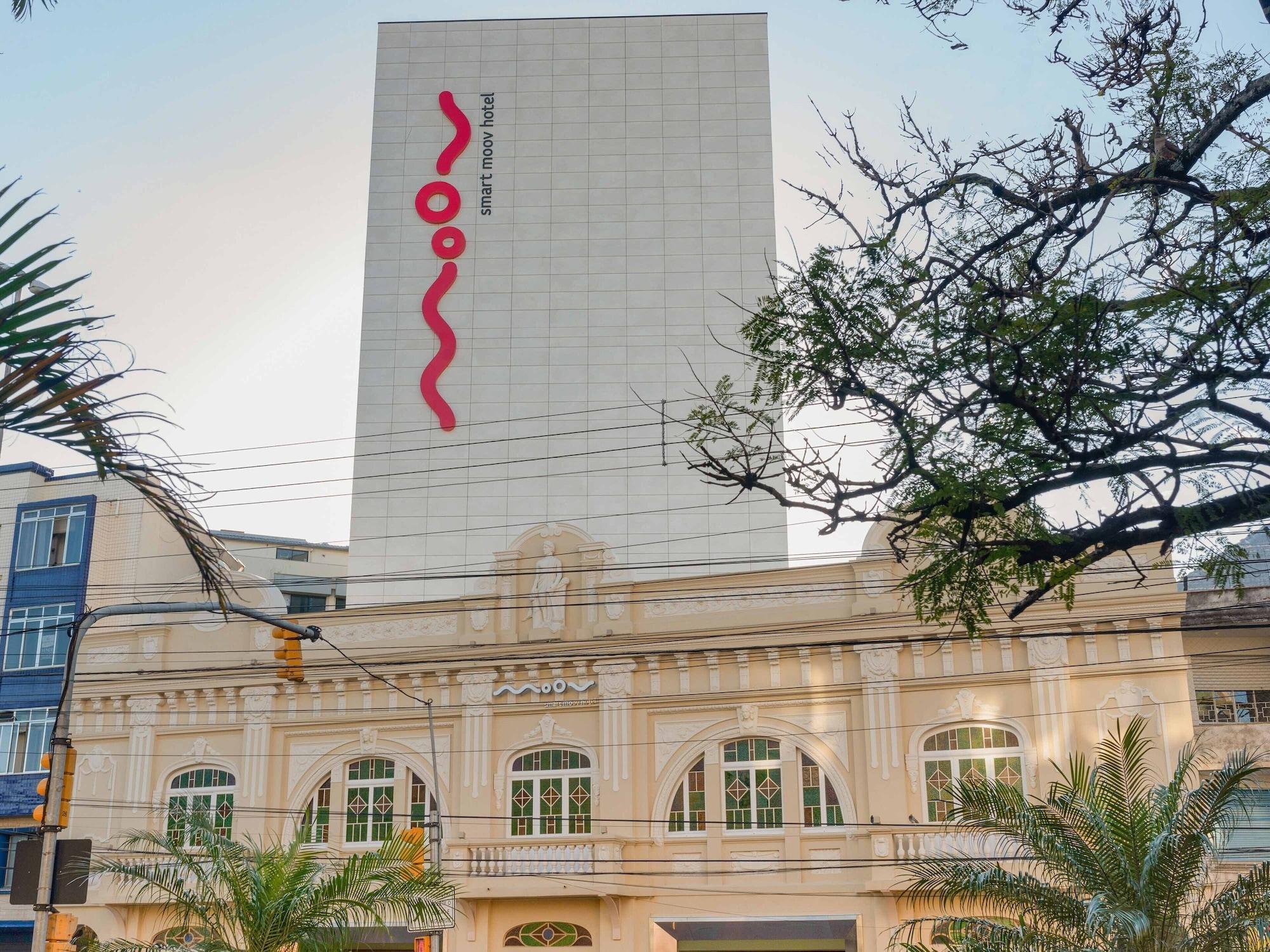 Vista Exterior Hotel Moov Porto Alegre