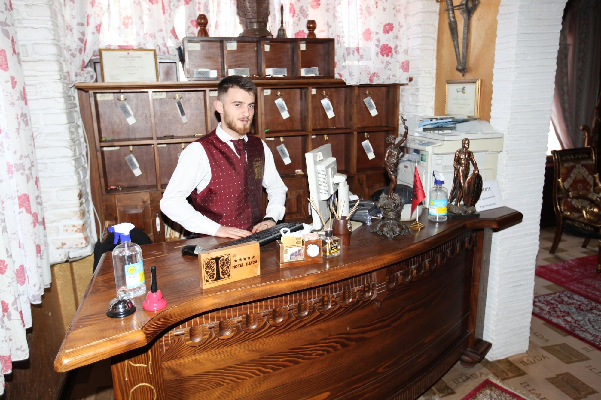 Bar/Salón Hotel Iliada