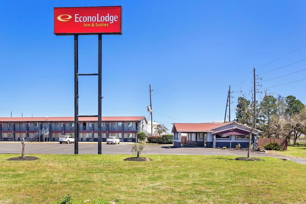 Vista Exterior Econo Lodge Inn & Suites