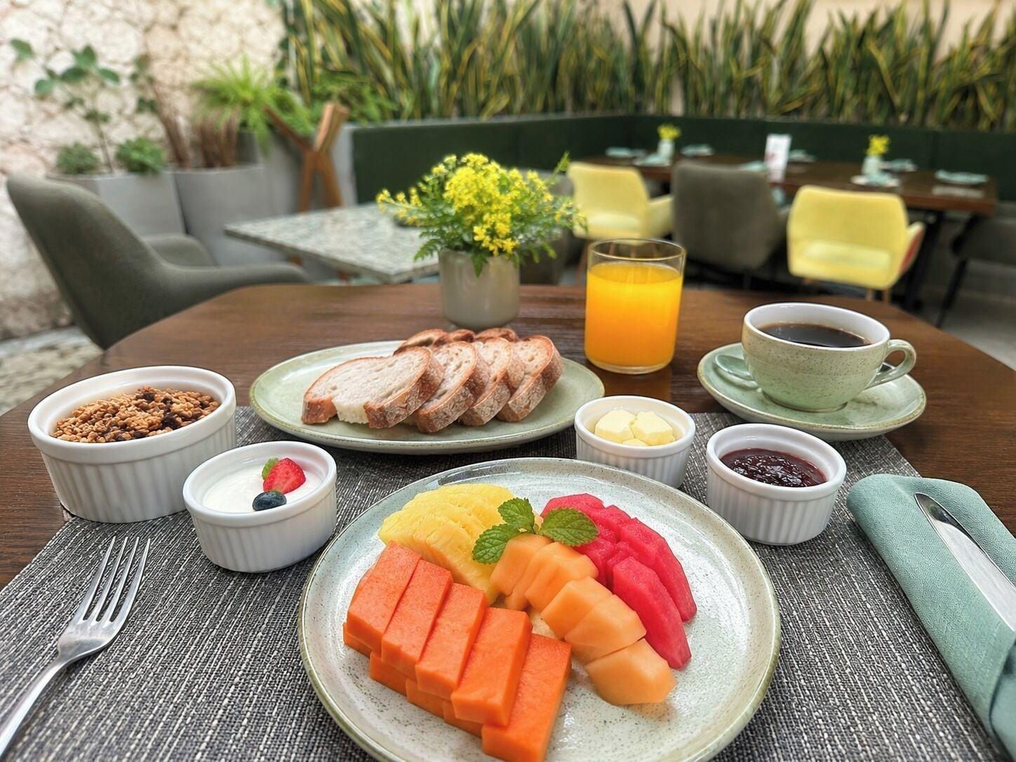 Restaurant Coconut by ÓOL Hotels