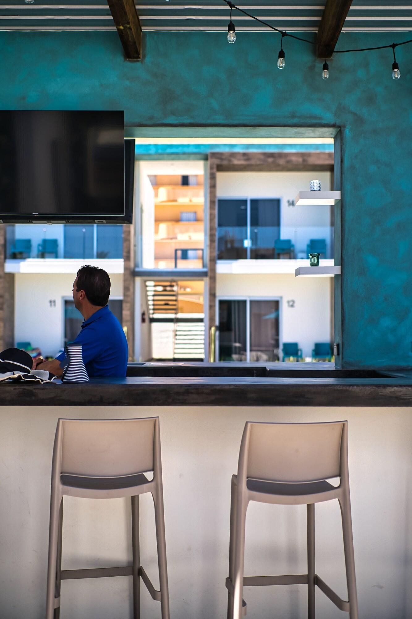 Bar/Salón The Cove Boutique Hotel Adults Only