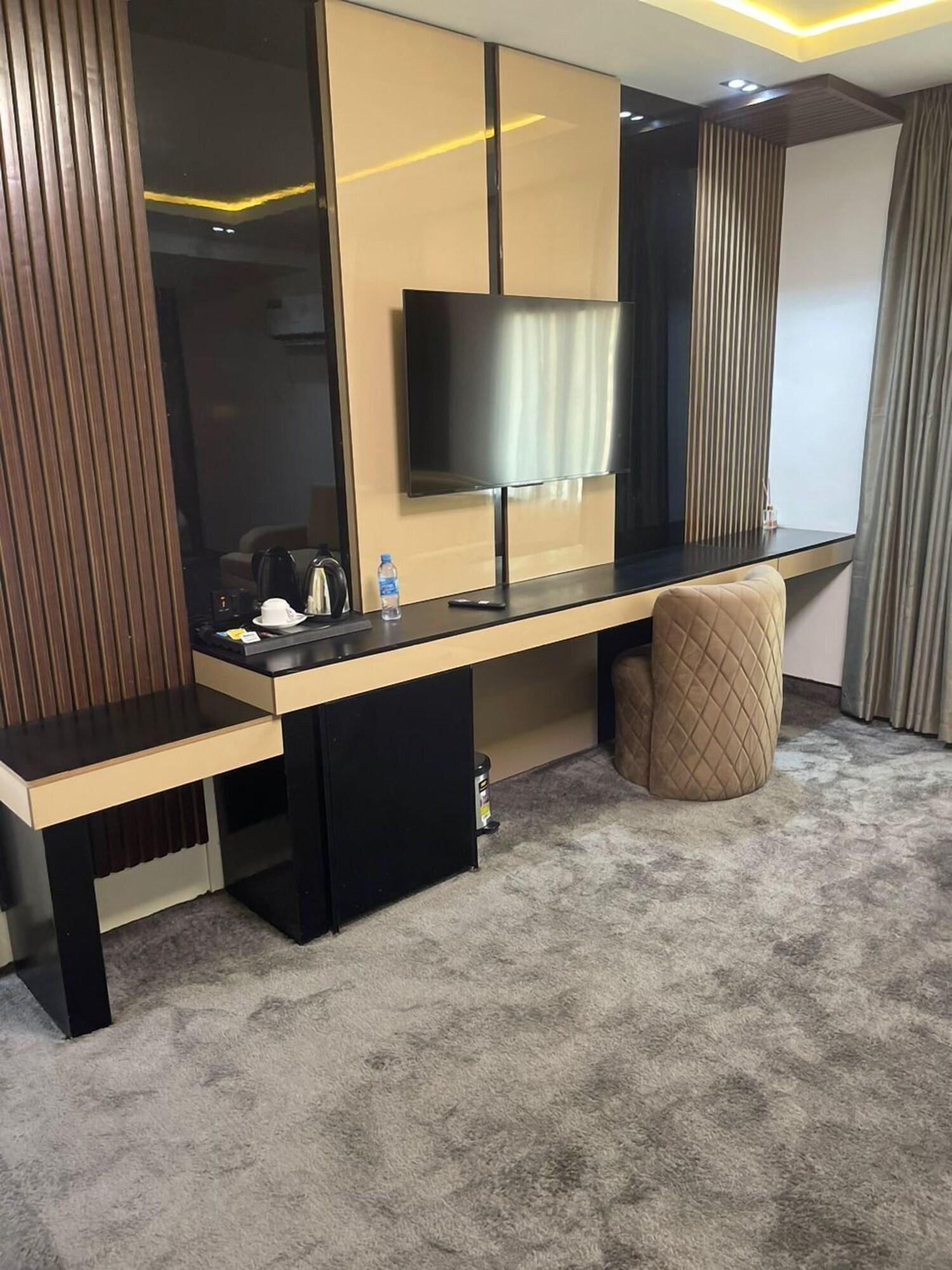 Set de Habitación Portland Suites