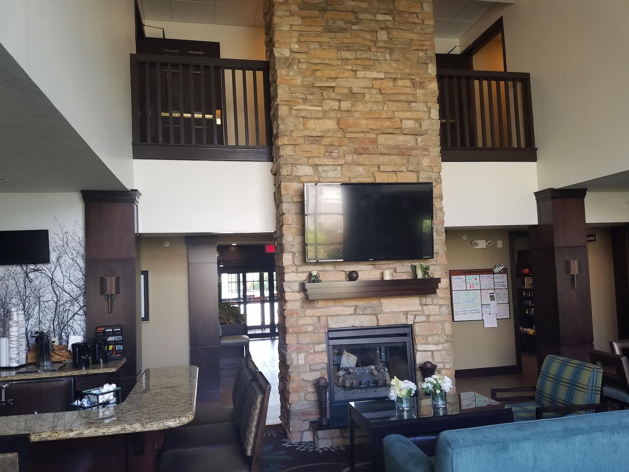 Vista Lobby Staybridge Suites Cincinnati North by IHG