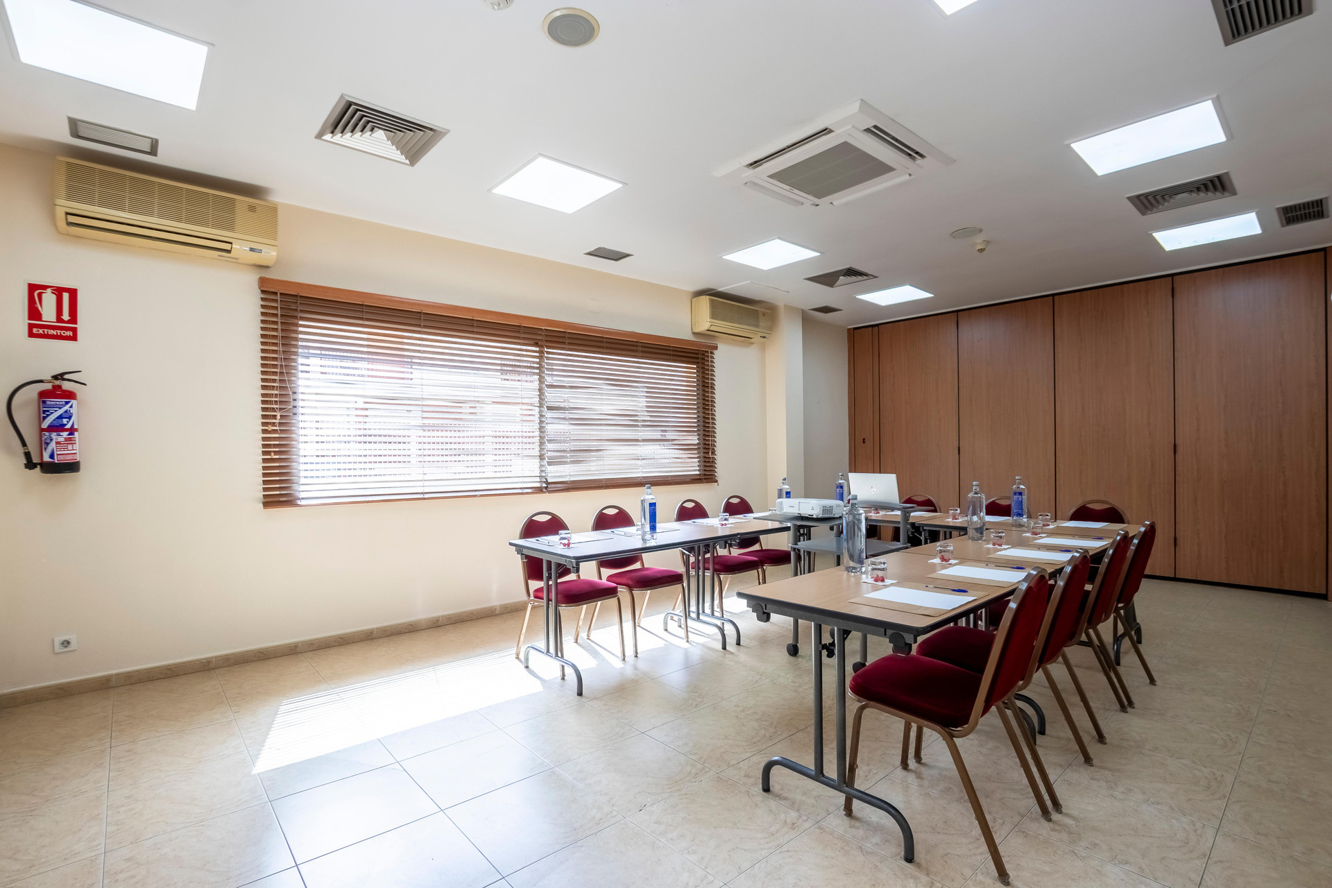 Centro de Negocios Travelodge Murcia