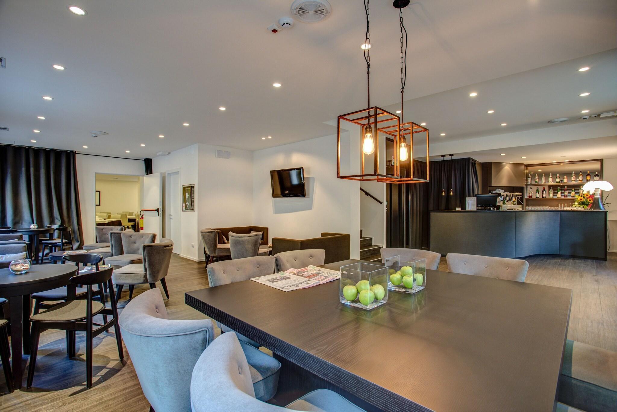 Bar/Salón Hotel Cristallo