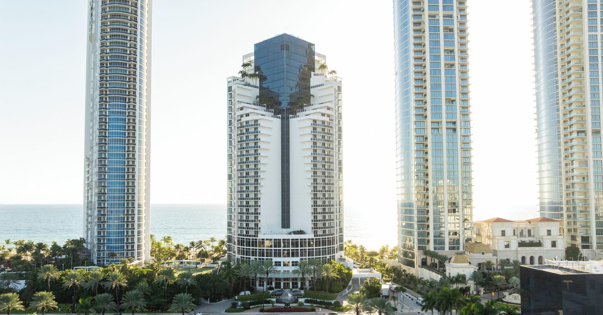 Vista Exterior Trump International Beach Resort