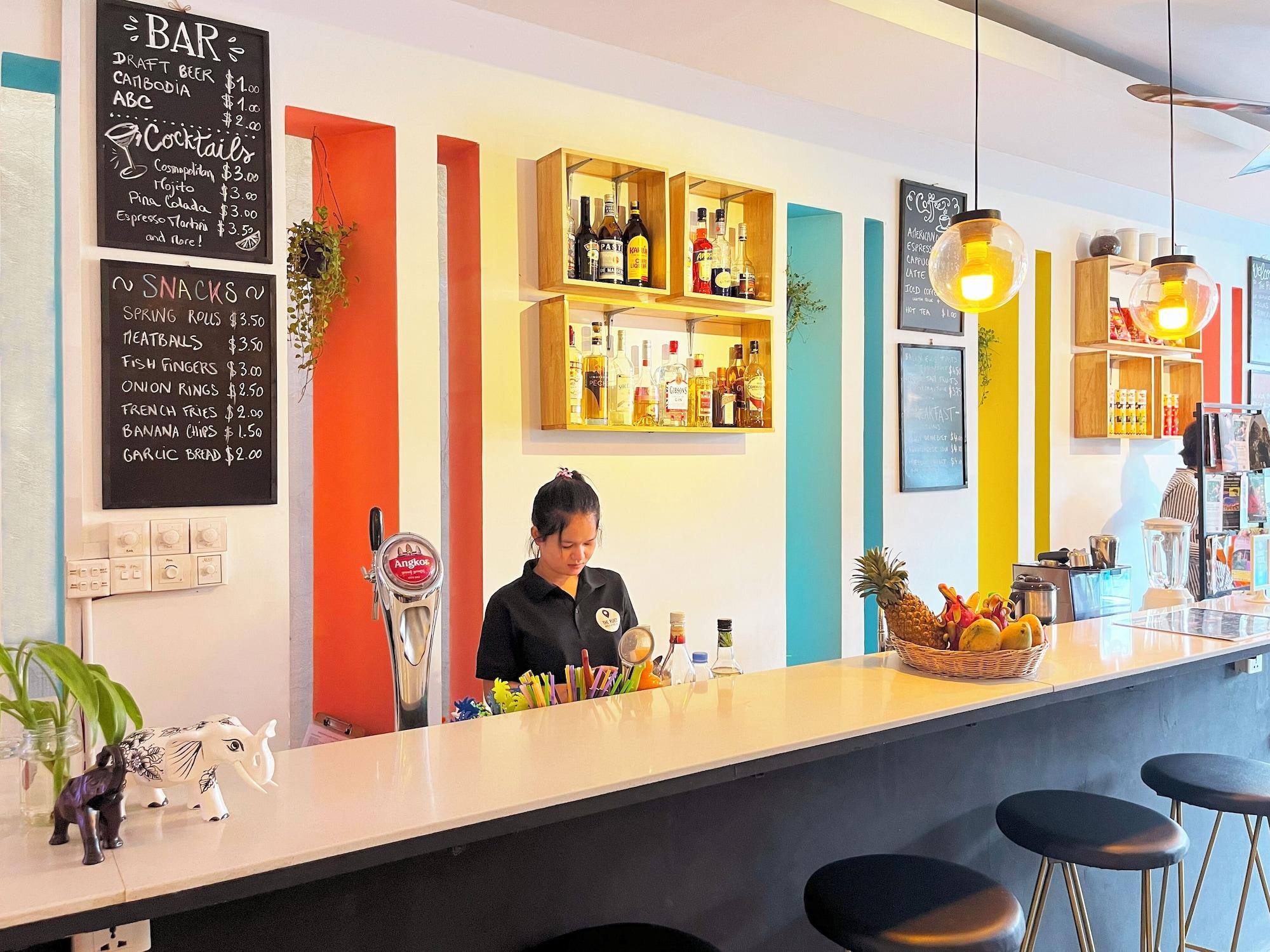 Bar/Salón THE PLACE Hostel & Pool Bar