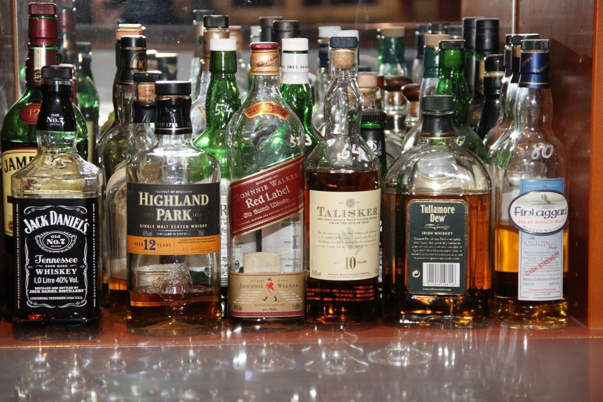 Bar/Salón Trip Inn Hotel Zum Riesen