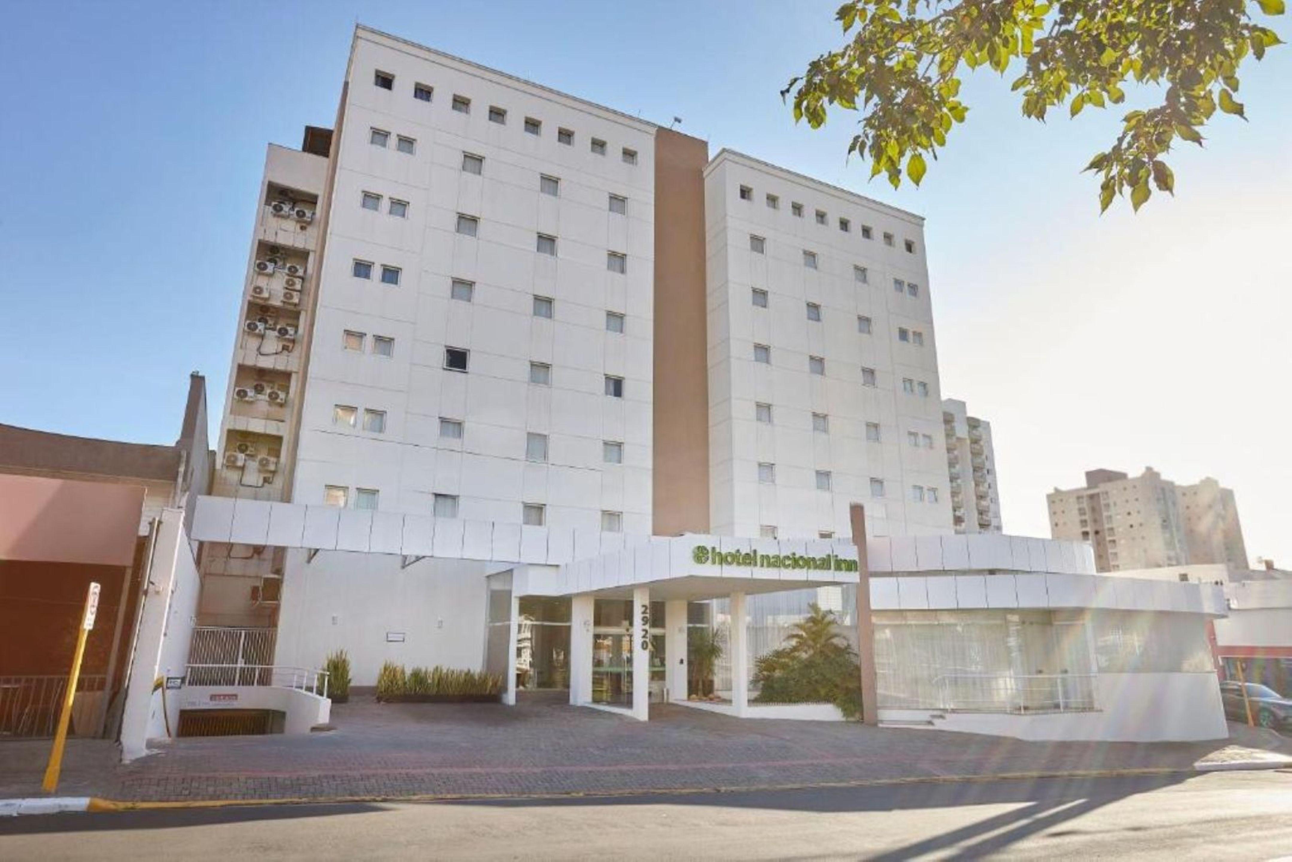 Vista Exterior Nacional Inn Bauru