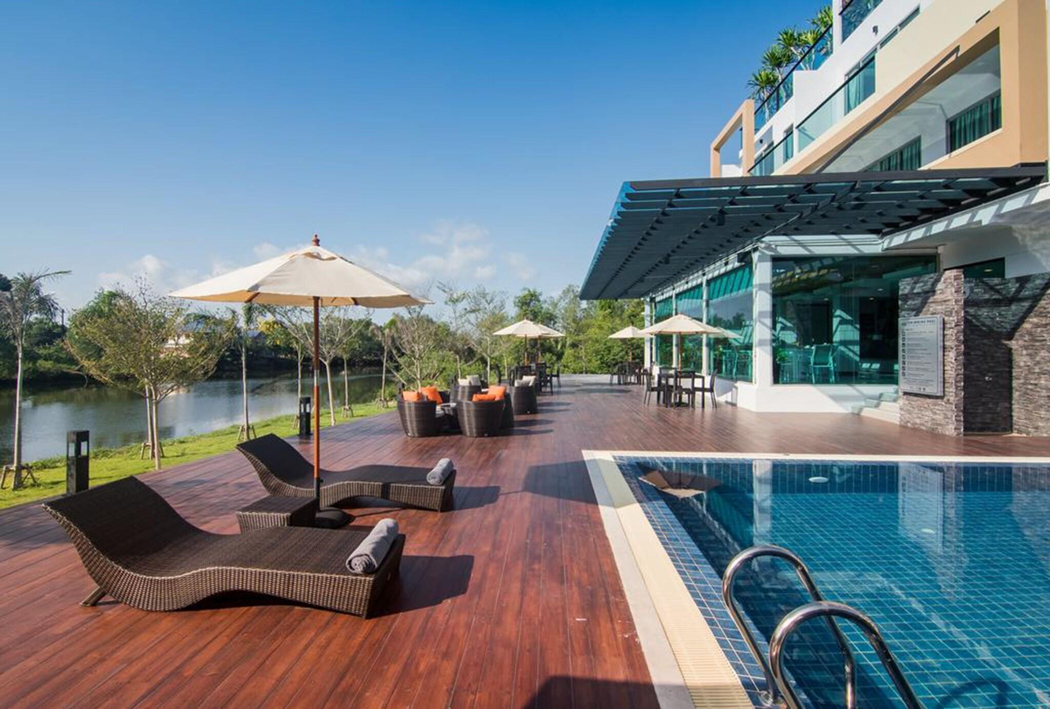 Variados (as) The Peak Chanthaburi Hotel