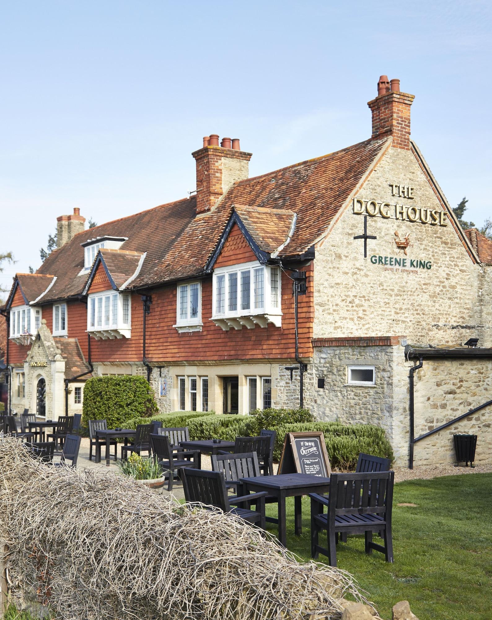 Vista Exterior Dog House  by Chef and Brewer Collection