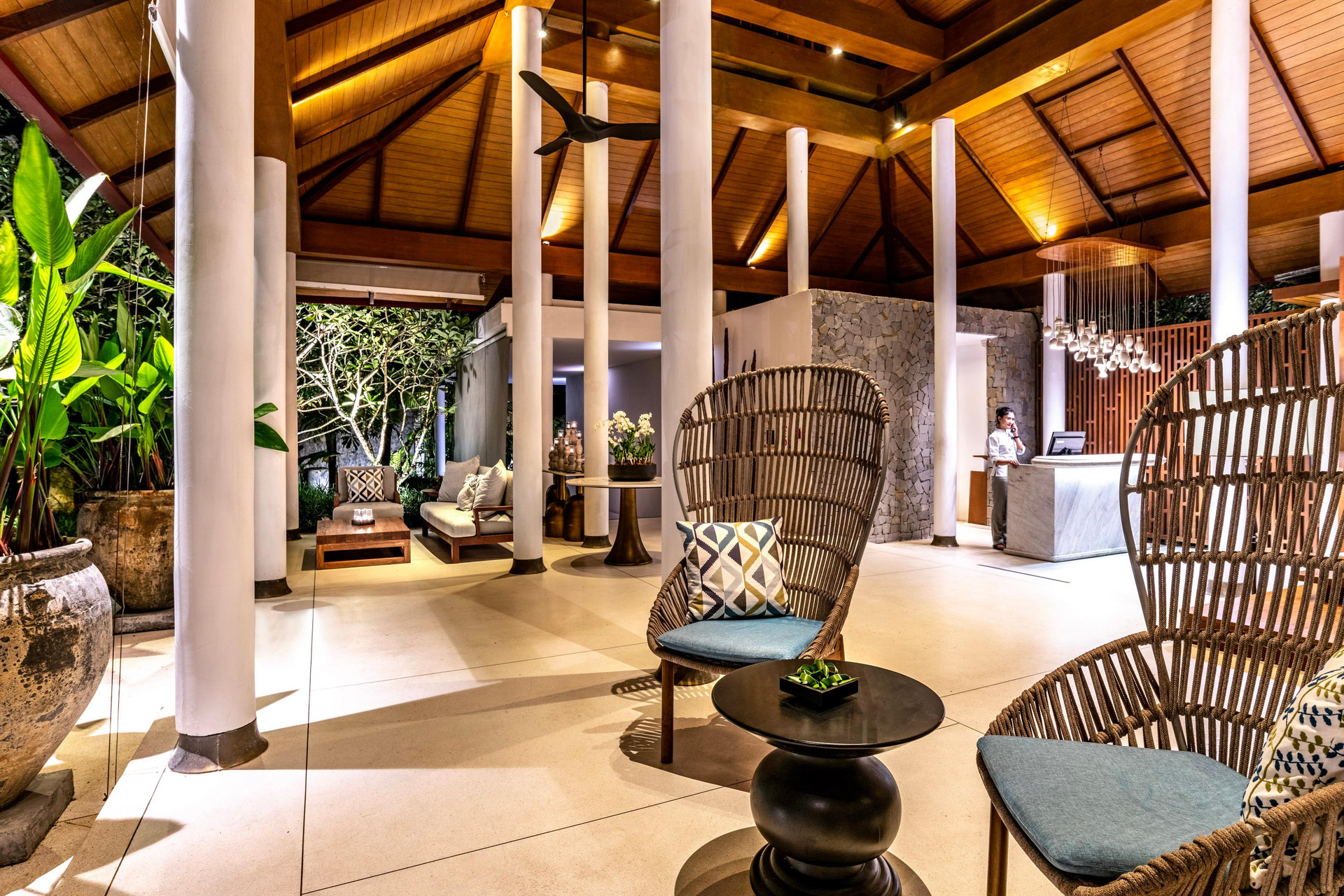 Vista Lobby The Sarojin