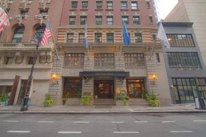 Alojamiento - The Iroquois Times Square, a Small Luxury Hotel
