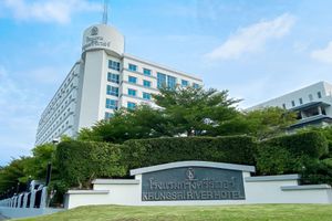 Alojamiento - Krungsri River Hotel