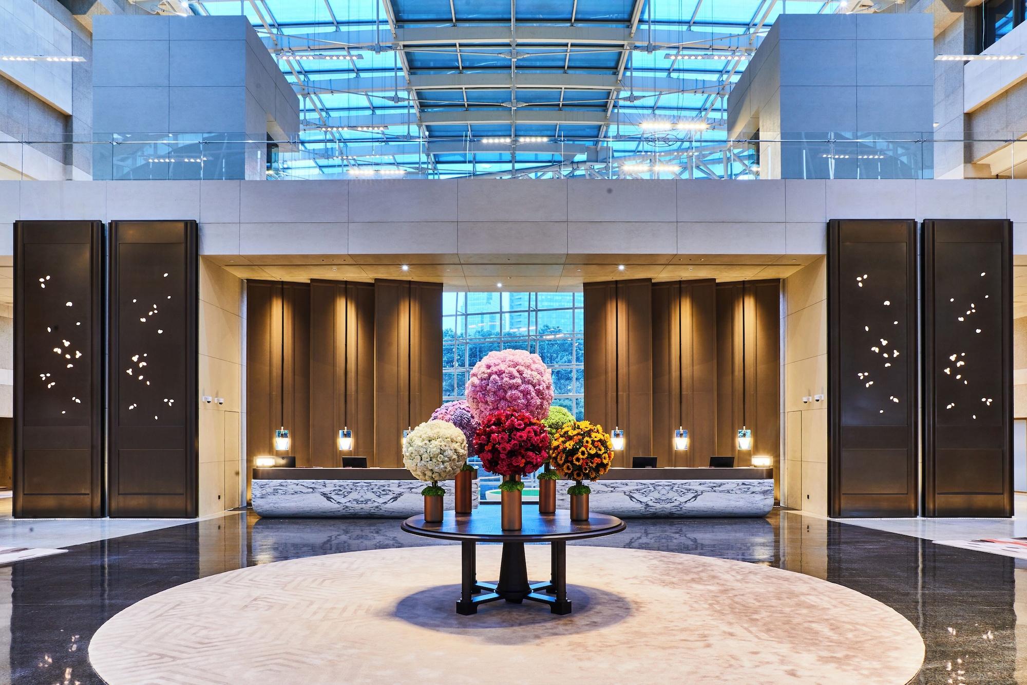 Vista Lobby Hyatt on the Bund, Shanghai