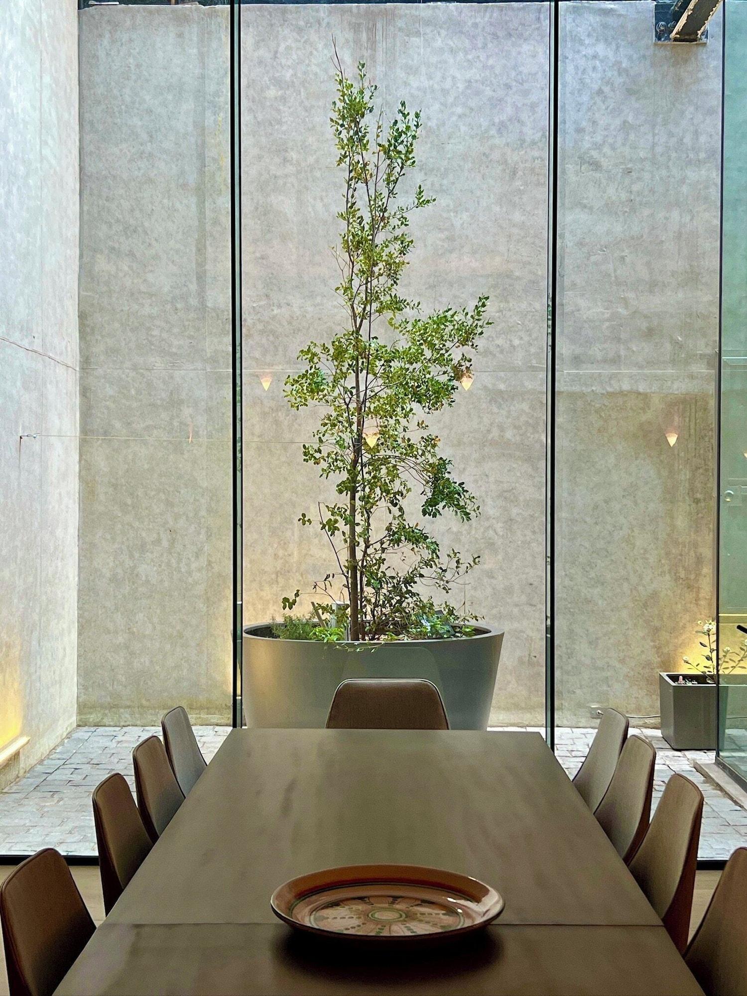 Restaurant Debaines Hotel Santiago
