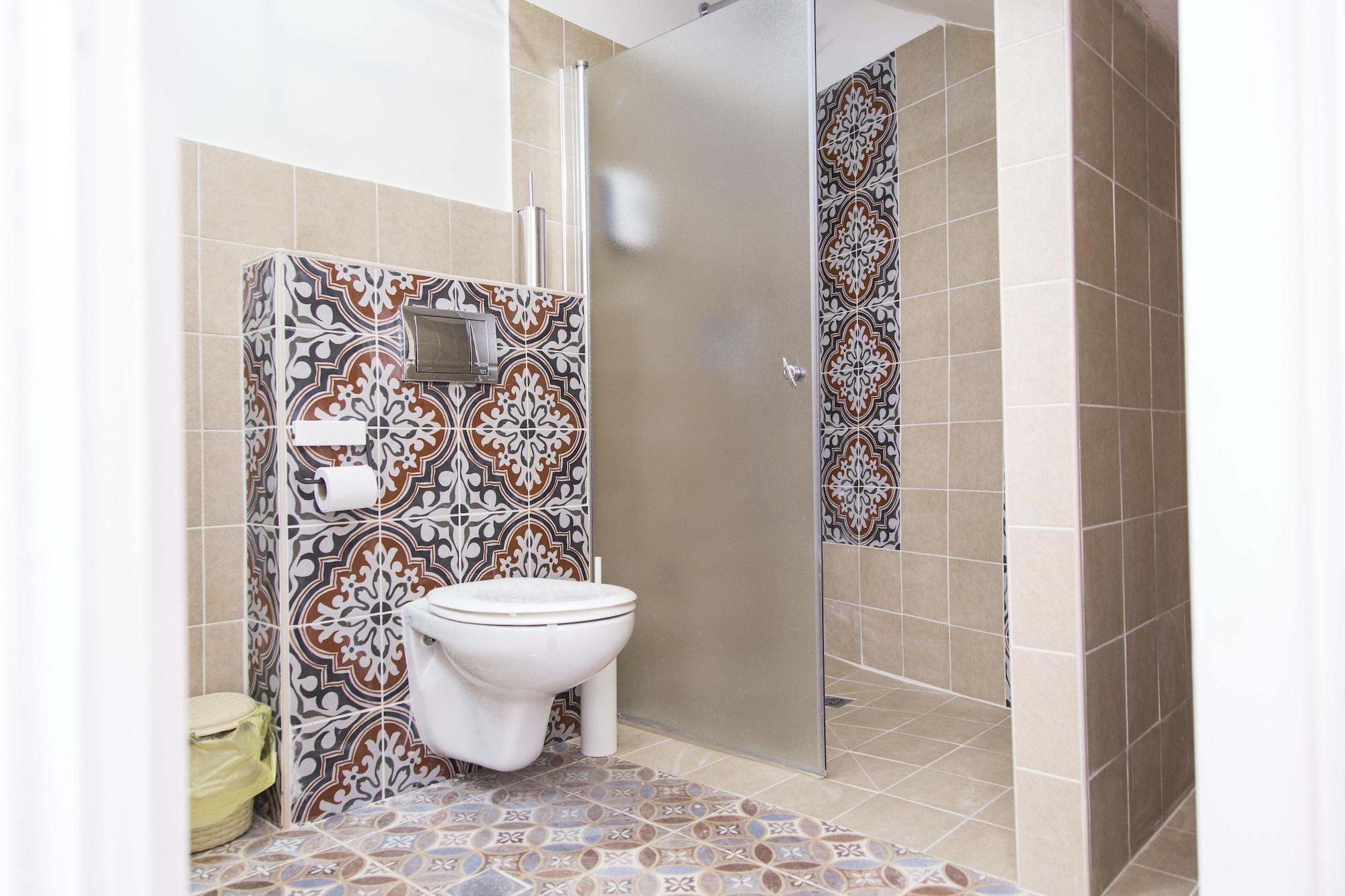 Equipamiento de Habitación Alexandra House