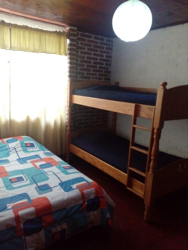 Hotel Hostel y Restaurante Casa Jacaranda