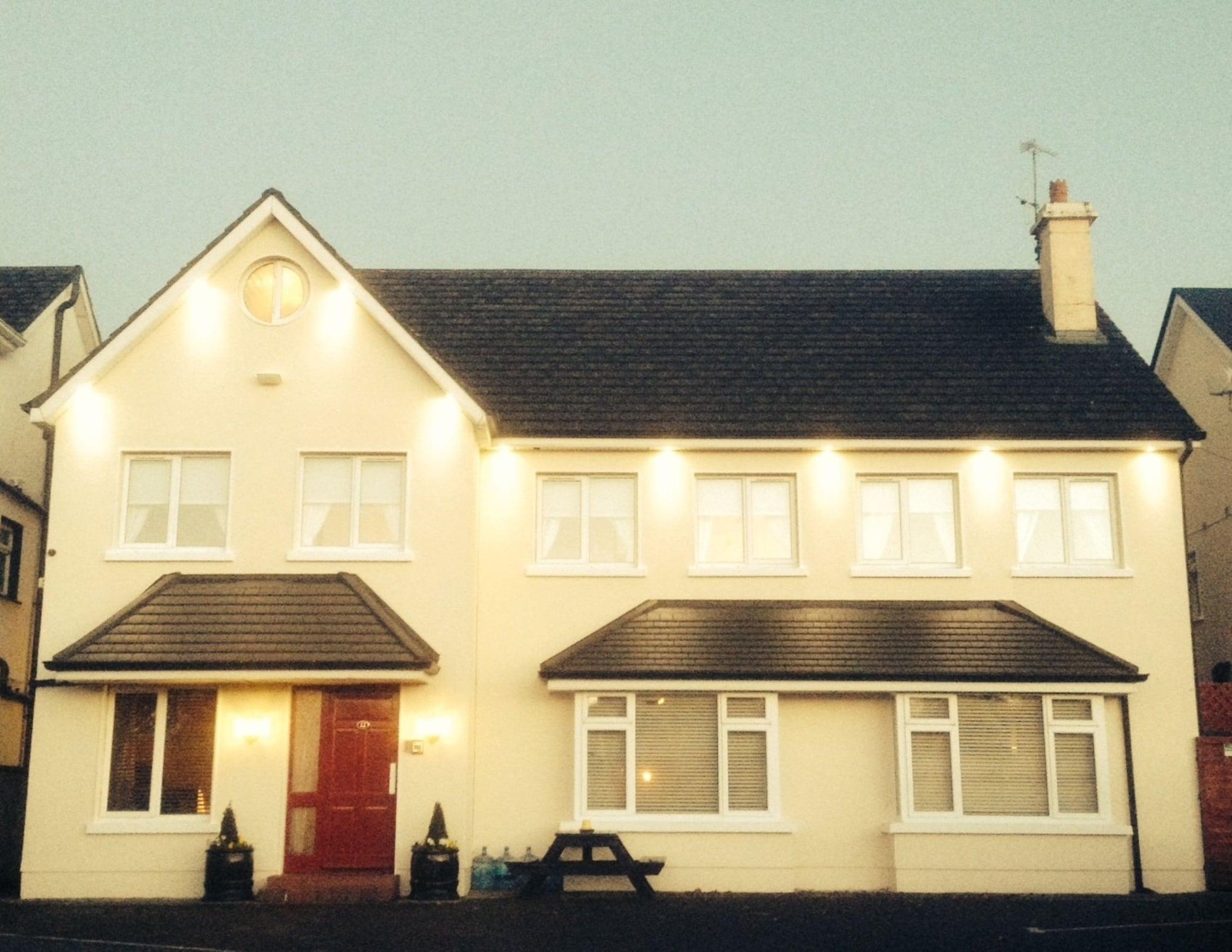 Varios Amber Hill Guesthouse
