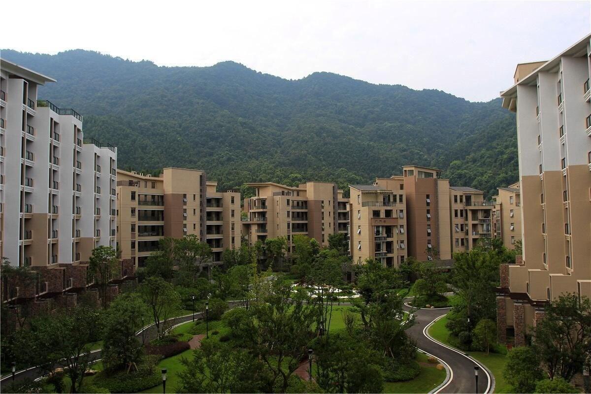 Vista Exterior Mont Aqua Resort