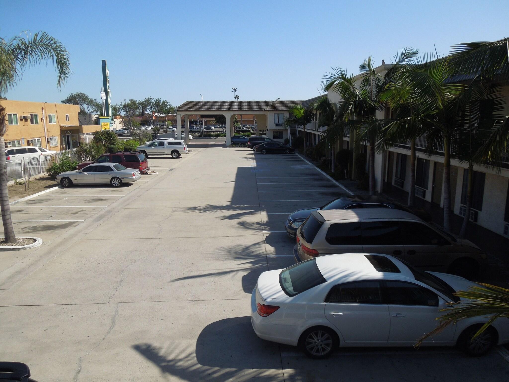 Vista Lobby National Inn Garden Grove