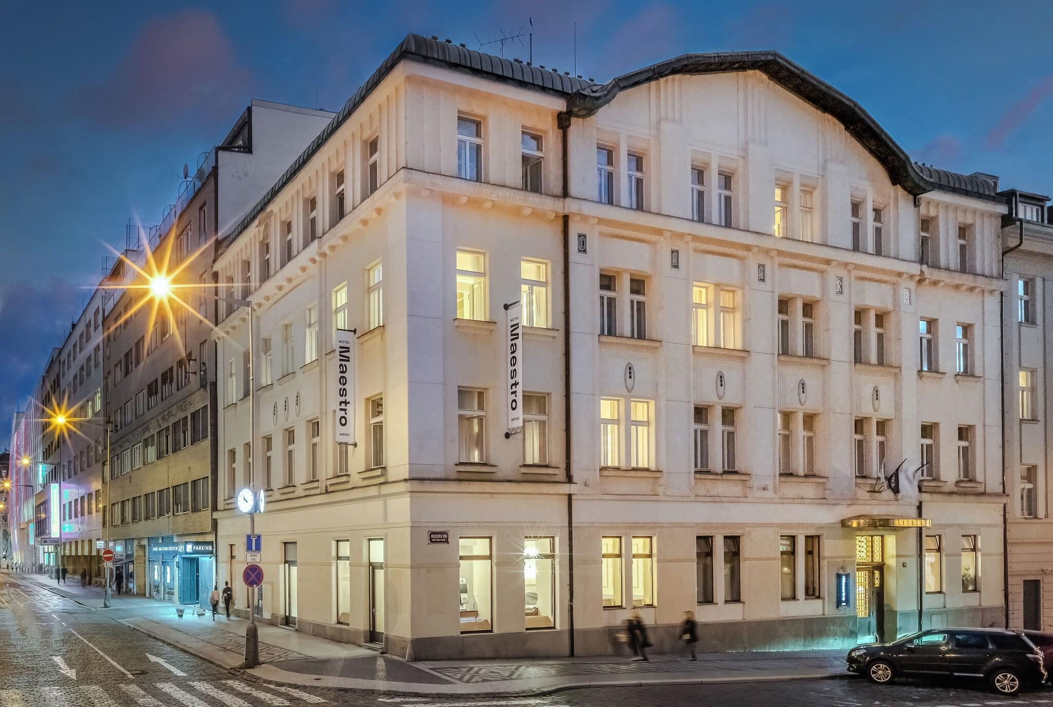 Vista Exterior Maestro by Adrez