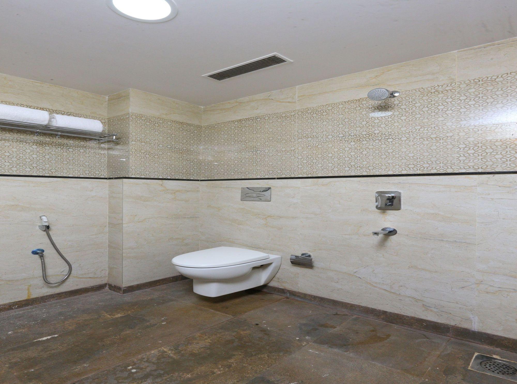 Equipamiento de Habitación OYO 10700 Padmavathi