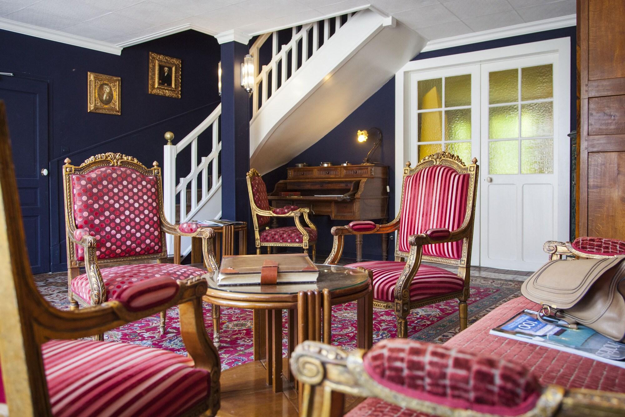 Vista Lobby Hôtel la Source Bleue