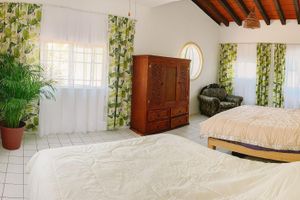 Alquiler Vacacional - DT Puerto Vallarta - Bright Apt w/ Sunny Patio & Views - Mins to Beach