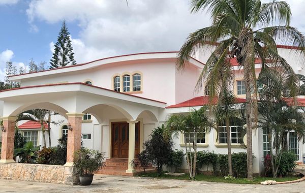 YurInn - Hoteles cerca del Aeropuerto de Cancún